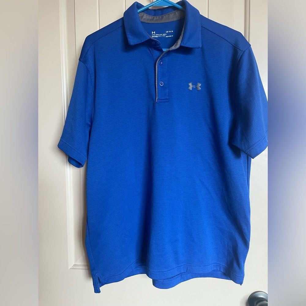 Under Armour polo shirt HeatGear. Size XL. Blue color. Mens Large collared shirt
